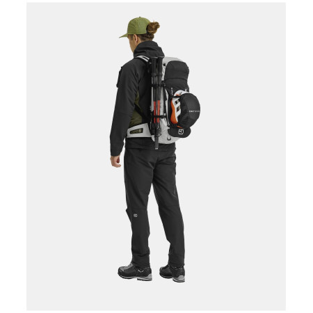 Туристическа раница Ortovox Traverse Pure 30