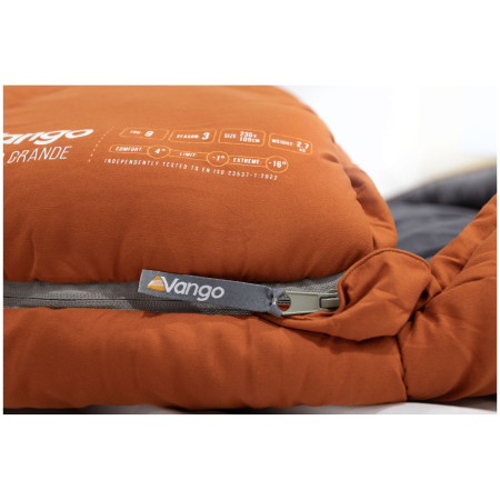 Трисезонен спален чувал Vango Stellar Grande