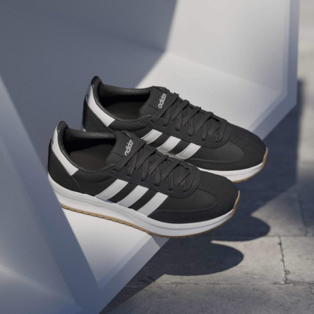 Дамски обувки Adidas Run 70S 2.0