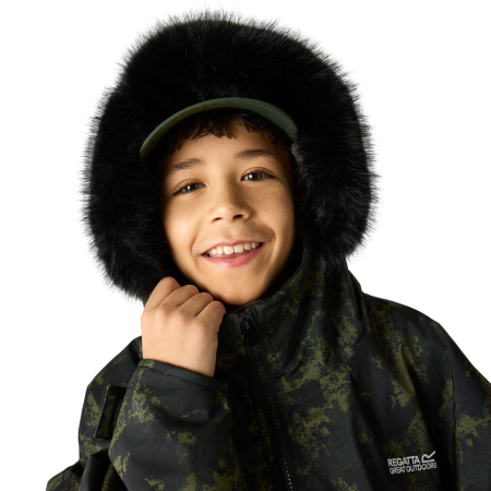 Детски дъждобран Regatta Junior Waterproof Changing Robe Pro Bark Green