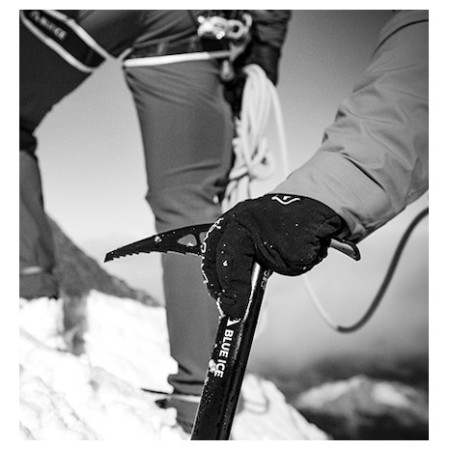Пикел за туризъм Blue Ice Blackbird Ice Axe