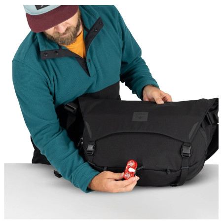 Чанта през рамо Osprey Metron 18 Messenger