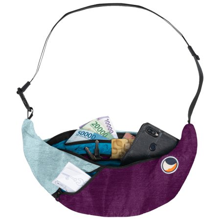 Чанта за кръста Ticket to the moon Upcycled Sling Bag лилав Bag Peach / Cloud