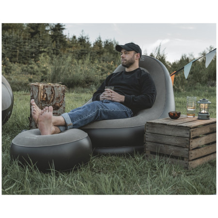 Надуваем фотьойл Easy Camp Maple Lounge Set