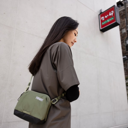 Чанта през рамо Thule Paramount 2L