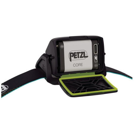 Челник Petzl Actik Core (2025)